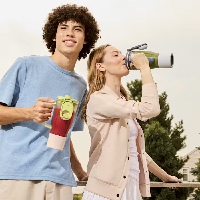 Ninja BlendBOSS™ Personal Blender and 26oz Tumbler in Pink Peppercorn